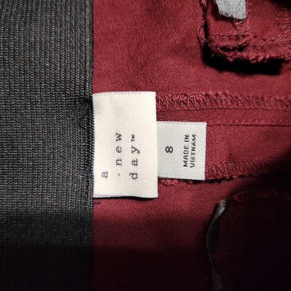 Womens Burgundy High-Waisted Pants - Picture 5 of 9